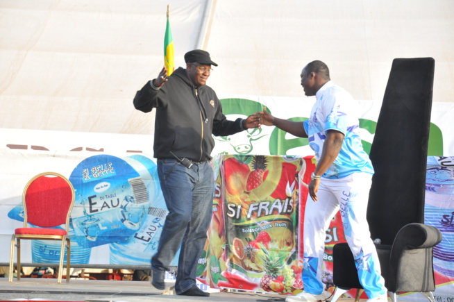 Les images du face to face Gris Bordeau vs Modou Lo: Un combat organisé par PAF PRODUCTION.