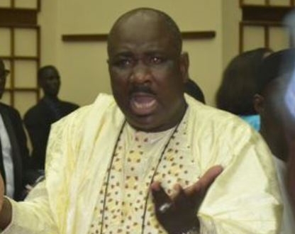 Litige foncier aux Almadies : Pour cinq m², le député Farba Ngom et le docteur Niang à couteaux tirés Litige foncier aux Almadies : Pour cinq m², le député Farba Ngom et le docteur Niang à couteaux tirés