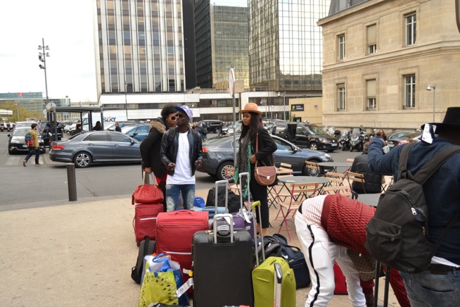 Les images de la caravane Waly dans ma ville sur la route de Berçy à la gare de Lyon destination Marseille.