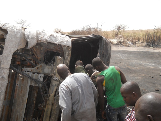 Accident à Kaolack : Le chauffeur du camion-citerne meurt carbonisé Accident à Kaolack : Le chauffeur du camion-citerne meurt carbonisé