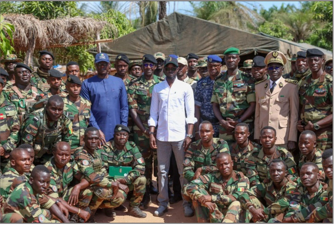 Casamance : Le Président Bassirou Diomaye Faye réaffirme le lien indissociable entre paix, développement et dignité Casamance : Le Président Bassirou Diomaye Faye réaffirme le lien indissociable entre paix, développement et dignité