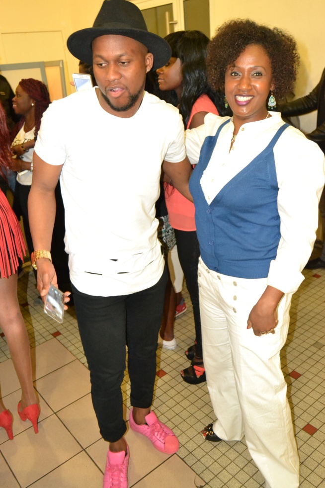 Sur la route de Bercy, la caravane "WALLY DANS MA VILLE" descend sur Bordeaux. Sur la route de Bercy, la caravane "WALLY DANS MA VILLE" descend sur Bordeaux.