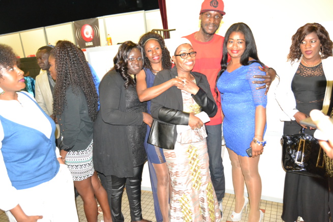 Sur la route de Bercy, la caravane "WALLY DANS MA VILLE" descend sur Bordeaux. Sur la route de Bercy, la caravane "WALLY DANS MA VILLE" descend sur Bordeaux.