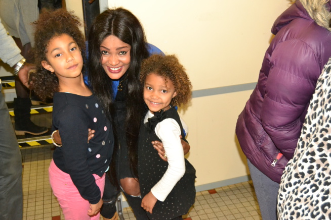 Sur la route de Bercy, la caravane "WALLY DANS MA VILLE" descend sur Bordeaux. Sur la route de Bercy, la caravane "WALLY DANS MA VILLE" descend sur Bordeaux.