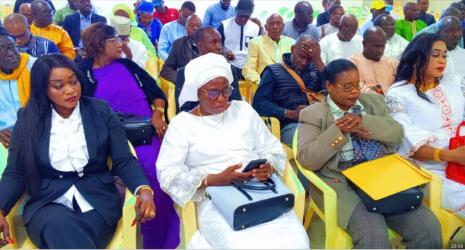 En images-Mobilisation exceptionnelle des cadres du PDS lors de l’Assemblée Générale sous la houlette du Président de de la Fédération Nationale des Cadres Libéraux Ousmane Feynaff GOUDIABY.
