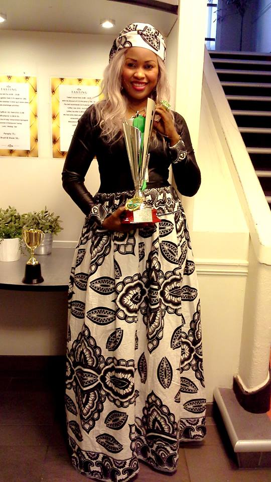 Les images de la remise de prix de “Lions of Africa” à Guigui en Norvége Les images de la remise de prix de “Lions of Africa” à Guigui en Norvége