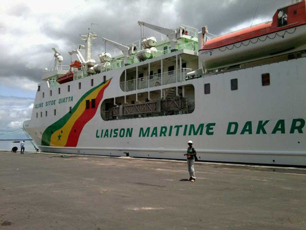 Transport : le navire Aline Sitoé Diatta va observer un arrêt des rotations sous peu Transport : le navire Aline Sitoé Diatta va observer un arrêt des rotations sous peu