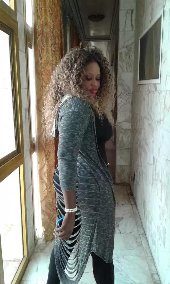 Photos: La 4e femme d’Ahmed Khalifa Niasse, se signale sur… Photos: La 4e femme d’Ahmed Khalifa Niasse, se signale sur…