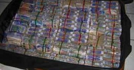 Sénégal, un pays de faux monnayage : Plus de 43 milliards FCfa en faux billets saisis entre 2015 et 2016 Sénégal, un pays de faux monnayage : Plus de 43 milliards FCfa en faux billets saisis entre 2015 et 2016