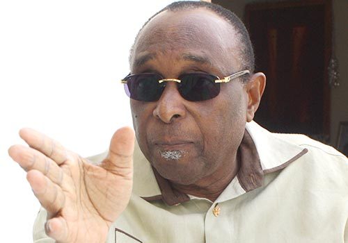 Jean Paul Dias: "On est complexé vis-à -vis de la Gambie, le Sénégal devait rappeler son ambassadeur pour protester..." Jean Paul Dias: "On est complexé vis-à -vis de la Gambie, le Sénégal devait rappeler son ambassadeur pour protester..."