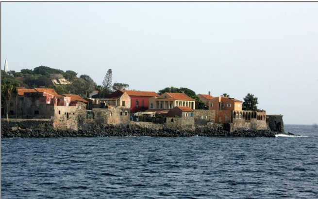 Face à l’érosion et au délabrement, l’État se penche sur l’avenir de Gorée Face à l’érosion et au délabrement, l’État se penche sur l’avenir de Gorée