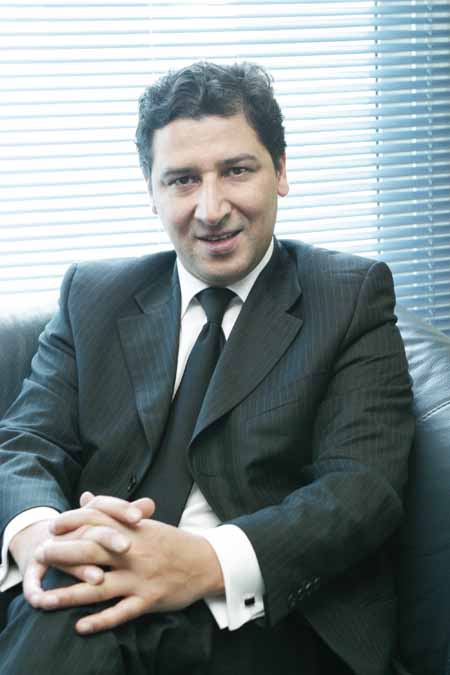 Révélation : Le patron du journal "Les Afriques" cité dans les "Panama Papers" Révélation : Le patron du journal "Les Afriques" cité dans les "Panama Papers"