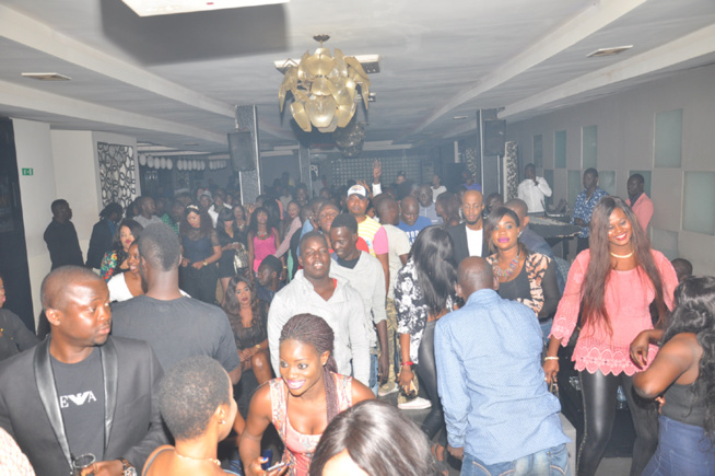 Rendez-vous dominical des Almadies: Pape Diouf élève la barre au Baramundi ce dimanche avec Pako Prod. Regardez Rendez-vous dominical des Almadies: Pape Diouf élève la barre au Baramundi ce dimanche avec Pako Prod. Regardez