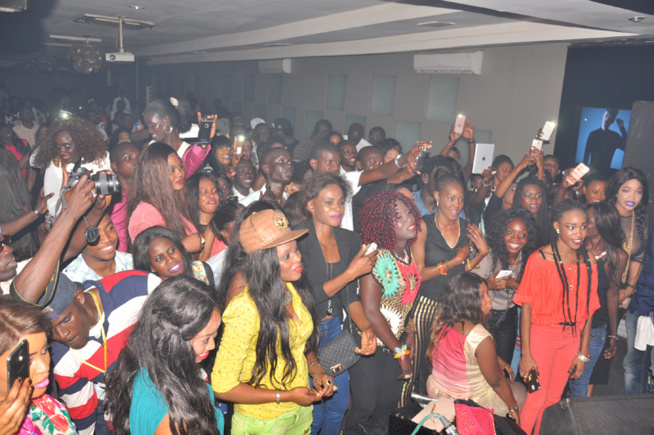 Rendez-vous dominical des Almadies: Pape Diouf élève la barre au Baramundi ce dimanche avec Pako Prod. Regardez Rendez-vous dominical des Almadies: Pape Diouf élève la barre au Baramundi ce dimanche avec Pako Prod. Regardez