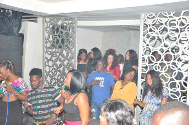 Rendez-vous dominical des Almadies: Pape Diouf élève la barre au Baramundi ce dimanche avec Pako Prod. Regardez Rendez-vous dominical des Almadies: Pape Diouf élève la barre au Baramundi ce dimanche avec Pako Prod. Regardez