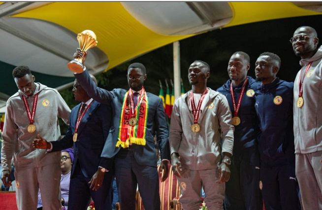 Des rues de Dakar au Palais : Le sacre d’un peuple champion Des rues de Dakar au Palais : Le sacre d’un peuple champion