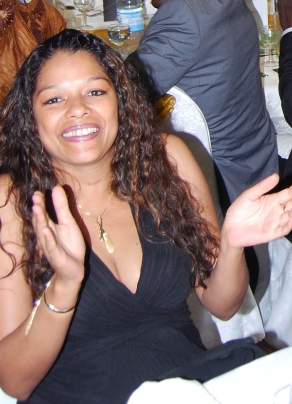 Exclusivité vipeoples: Aida Coulibaly l'épouse de Youssou Ndour à nouveau maman. Exclusivité vipeoples: Aida Coulibaly l'épouse de Youssou Ndour à nouveau maman.