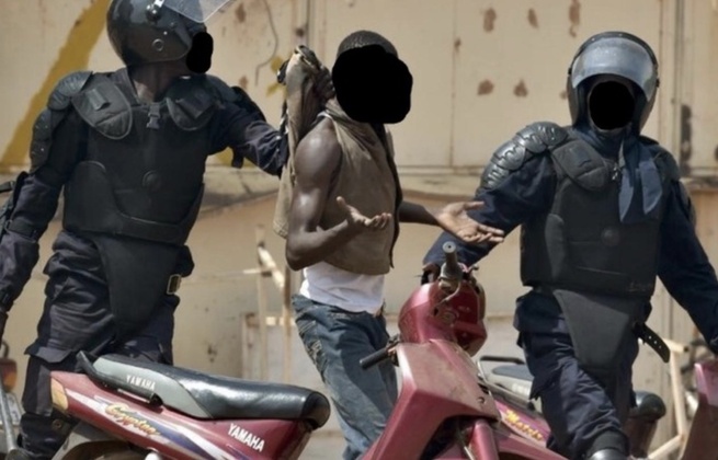 Vol de plus de 30 motos à Jakarta : la police interpelle un suspect de 23 ans Vol de plus de 30 motos à Jakarta : la police interpelle un suspect de 23 ans