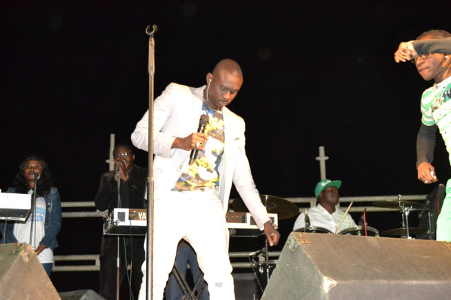 En direct de Bambeye: Concert de la jeunesse consciente Pape Diouf maître à l'université Alioune Diop