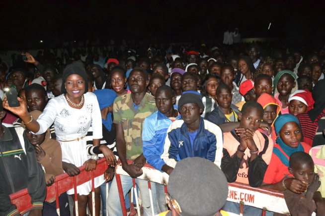 En direct de Bambeye: Concert de la jeunesse consciente Pape Diouf maître à l'université Alioune Diop
