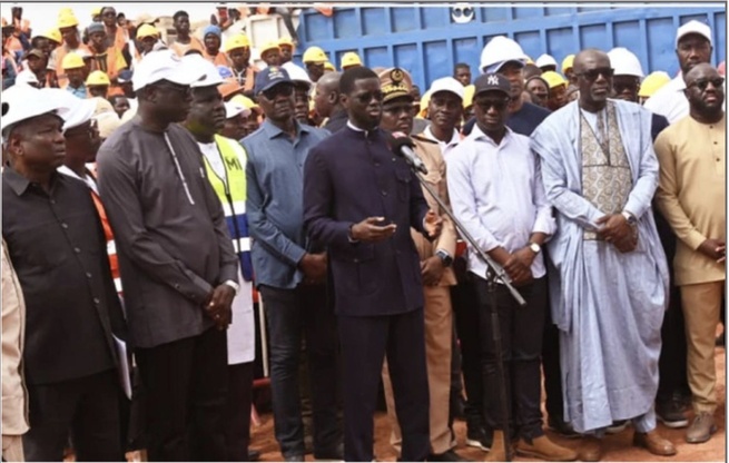 Tambacounda : Le Président Bassirou Diomaye Faye satisfait de la réhabilitation de la gare ferroviaire Tambacounda : Le Président Bassirou Diomaye Faye satisfait de la réhabilitation de la gare ferroviaire