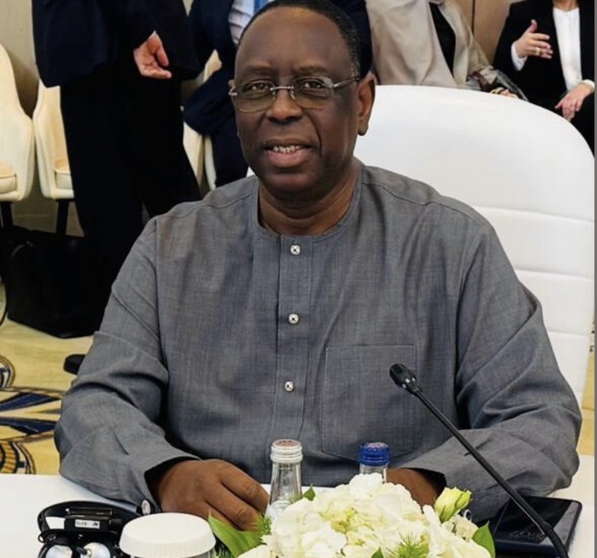 Aux Émirats Arabes Unis : Macky Sall plaide pour un « dialogue intergénérationnel permanent, au service de la fraternité humaine »