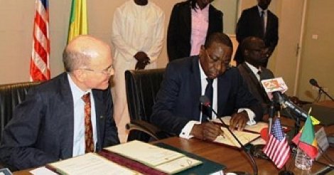 Partenariat : Le Sénégal et les Usa signent un accord de coopération et de défense Partenariat : Le Sénégal et les Usa signent un accord de coopération et de défense