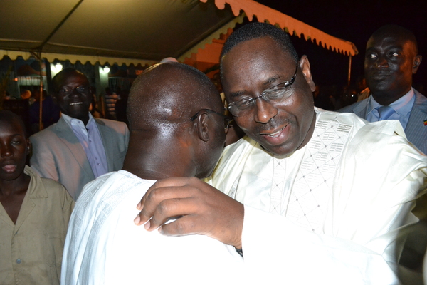 Pourquoi SEM Macky Sall doit obligatoirement écouter le président Idrissa Seck !!! Pourquoi SEM Macky Sall doit obligatoirement écouter le président Idrissa Seck !!!