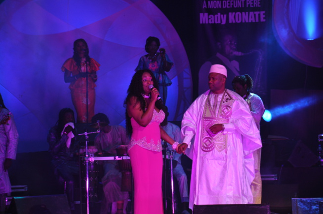 25 Ans de carrières, Papis Konaté réunit les ténors de la musique au grand théâtre: C'est la victoire de la musique Sénégalaise. 25 Ans de carrières, Papis Konaté réunit les ténors de la musique au grand théâtre: C'est la victoire de la musique Sénégalaise.