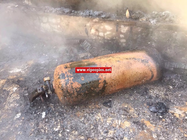 Urgent: Incendie à la salle de conférence Mandéla des Bureau de Give 1Project Sénégal. Accident ou provoqué? Urgent: Incendie à la salle de conférence Mandéla des Bureau de Give 1Project Sénégal. Accident ou provoqué?