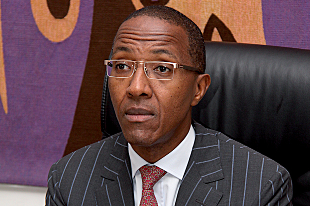 Prétention présidentielle : Quand les tenants du pouvoir "disqualifient" Abdoul Mbaye à cause de sa binationalité Prétention présidentielle : Quand les tenants du pouvoir "disqualifient" Abdoul Mbaye à cause de sa binationalité