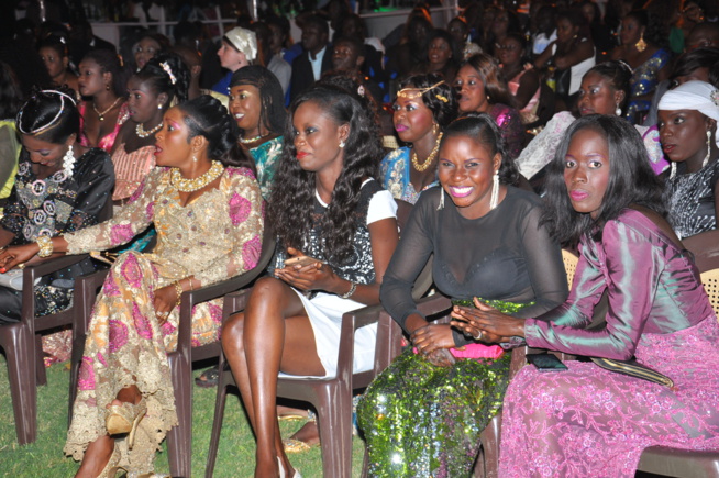 En direct des Baobabs de la Somone, Pape Diouf dans la chaleur de la petite cote. Regardez et rendez-vous ce dimanche au Baramundi. En direct des Baobabs de la Somone, Pape Diouf dans la chaleur de la petite cote. Regardez et rendez-vous ce dimanche au Baramundi.