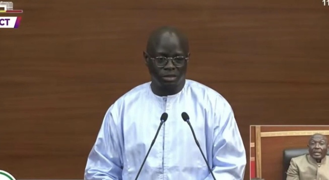 Fiscalité des enseignants au Sénégal : Le ministre Cheikh Diba lève le voile sur la question de la « surimposition »
