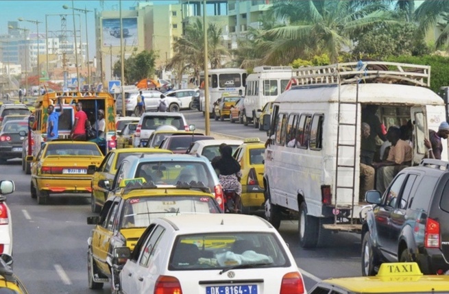 Emploi des jeunes et autonomisation des femmes : Coxeur au cœur des mutations de la mobilité urbaine Emploi des jeunes et autonomisation des femmes : Coxeur au cœur des mutations de la mobilité urbaine