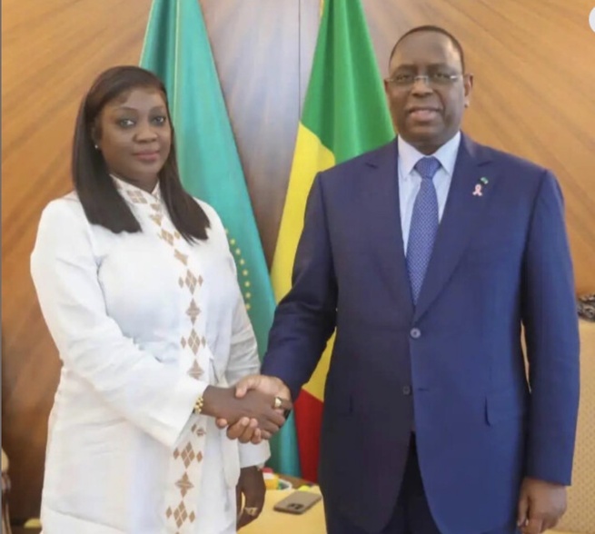 Instructions du Président de l’Apr : Sira Ndiaye invite les coordonnateurs des structures au respect des directives de la note circulaire du 02 mars 2026 Instructions du Président de l’Apr : Sira Ndiaye invite les coordonnateurs des structures au respect des directives de la note circulaire du 02 mars 2026