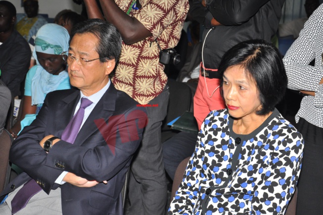 Nouvelle ambassadrice de l'ONOCD, la diva Coumba Gawlo en route pour une mission de sensibilisation de la jeunesse. Nouvelle ambassadrice de l'ONOCD, la diva Coumba Gawlo en route pour une mission de sensibilisation de la jeunesse.