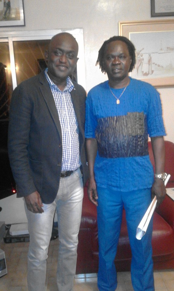 Le Président de l'observatoire de la musique et des Arts chez Baaba MAAL Le Président de l'observatoire de la musique et des Arts chez Baaba MAAL