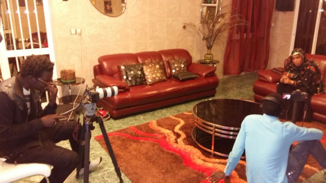Le réalisateur Papis Niang Art bi mangeman décroche une interview exclusive de Kiné Diouf Diaga la maman de Wally seck