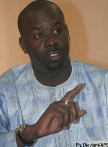 Waly Fall fixe ambitions : «Notre première ambition, c’est de soutenir les actions du Président, mais, en 2024, on sera tous sur la même ligne» Waly Fall fixe ambitions : «Notre première ambition, c’est de soutenir les actions du Président, mais, en 2024, on sera tous sur la même ligne»