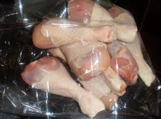 Saisie de plus de 2 tonnes de cuisses de poulet par la Douane à Diamniadio Saisie de plus de 2 tonnes de cuisses de poulet par la Douane à Diamniadio