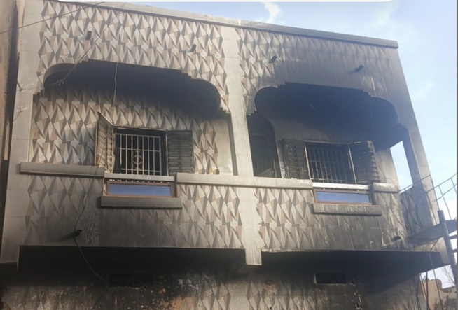 Khonk Yoye : un incendie ravage un magasin, plus de 30 millions de francs de pertes Khonk Yoye : un incendie ravage un magasin, plus de 30 millions de francs de pertes