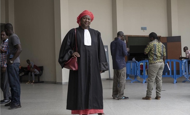 Me Ndèye Fatou Touré : « Dès l’interpellation, un journaliste doit pouvoir contacter son avocat » Me Ndèye Fatou Touré : « Dès l’interpellation, un journaliste doit pouvoir contacter son avocat »