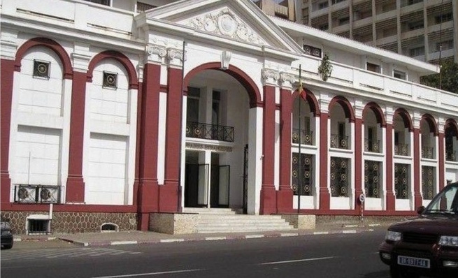 Scandale au ministère des Affaires étrangères : 12 suspects déférés au parquet, mandat d’arrêt contre un FDS Scandale au ministère des Affaires étrangères : 12 suspects déférés au parquet, mandat d’arrêt contre un FDS