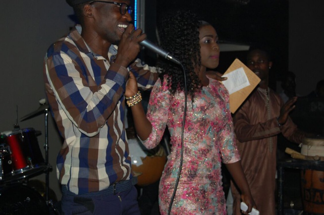 ANNIVERSAIRE: L'animatrice de Sénégal FM Fa Vivi honorée par Viviane Chidid. ANNIVERSAIRE: L'animatrice de Sénégal FM Fa Vivi honorée par Viviane Chidid.