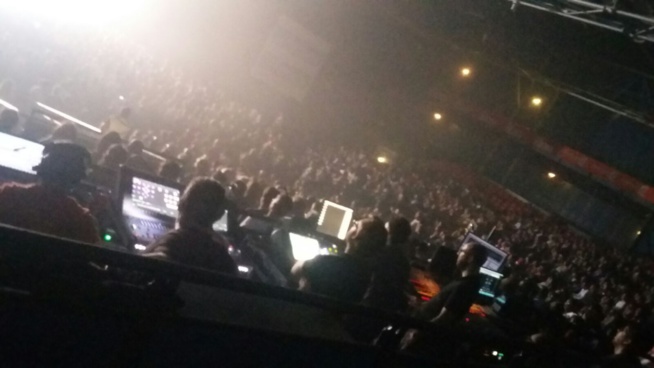 Concert Fada Freedy, le Zenith de paris plein à craquer.