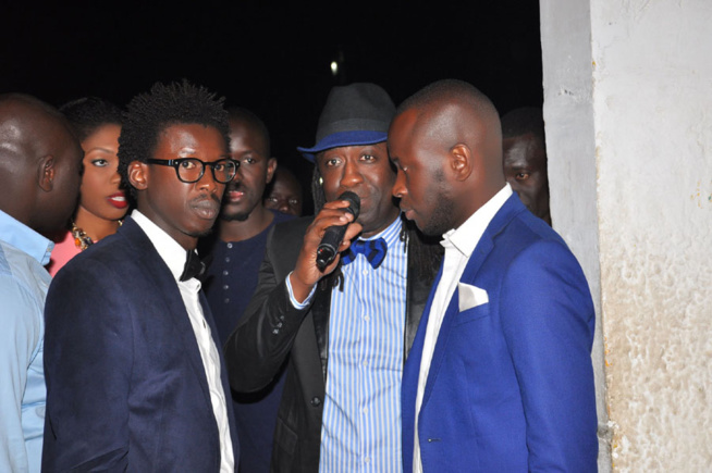 Anniversaire, le chanteur Sénégalais de Montréal Elage Diouf explose le Just 4 u avec comme guest star Pape Diouf. Regardez.
