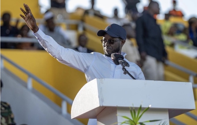 Thiès : polémique autour de l’accueil du Président, Diomaye Président rétablit les faits Thiès : polémique autour de l’accueil du Président, Diomaye Président rétablit les faits