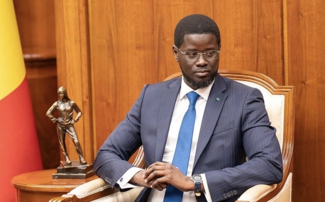 Durcissement des peines contre l'homosexualité : La loi promulguée par le Pr. Diomaye (Détails et document) Durcissement des peines contre l'homosexualité : La loi promulguée par le Pr. Diomaye (Détails et document)