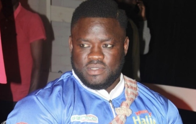 Cité dans l’affaire Pape Cheikh Diallo et Cie : Eumeu Sène dément et annonce une plainte Cité dans l’affaire Pape Cheikh Diallo et Cie : Eumeu Sène dément et annonce une plainte