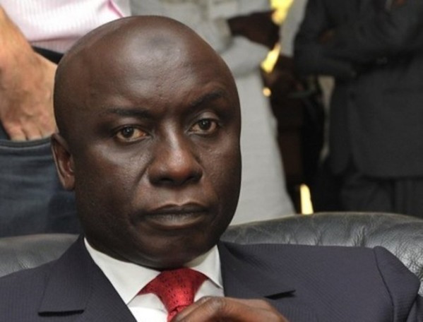 Idrissa Seck tance Cissé Lô : « Macky Sall aurait pu confier la présidence du groupe parlementaire de la Cedeao à quelqu’un qui... » Idrissa Seck tance Cissé Lô : « Macky Sall aurait pu confier la présidence du groupe parlementaire de la Cedeao à quelqu’un qui... »